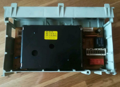 Waschmaschine Elektronik 	AEG / Privileg	AKO 546 704	AEG 1105360-10	PGP 1105008-00C	TYP: EE218	482180101	PNC 914002013 / 47789 (Gbr)          PositionNummer:W004/W008-038
