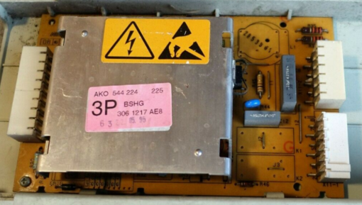 Waschmaschine Elektronik Bosch / Siemens 	AKO 544 218	BSHG 306 1777 AA0	184	1	17446614	AKO 07G2 (Gbr) PositionNummer:W02-131