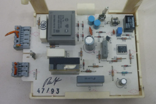 Waschmaschine Elektronik Bosch / Siemens 	300 4377 AA9	258 118 1886	T70K	5A230V	WTL 4513	39/94 (Gbr)       PositionNummer:W02-146