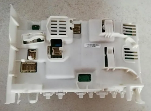 Waschmaschine Elektronik AEG	ELUX 132761532	EWM10931SA / 038925	BCBC2104	913217312(00) / 108747200.000 / 108557033.018   636124914972		W9A30044 (Gbr)       PositionNummer:W32-024