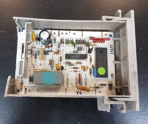 Waschmaschine Elektronik Privileg	882	88 701 061 C	124705-231 P	FJ0618AC		27A7F (Gbr)       PositionNummer:W08-196