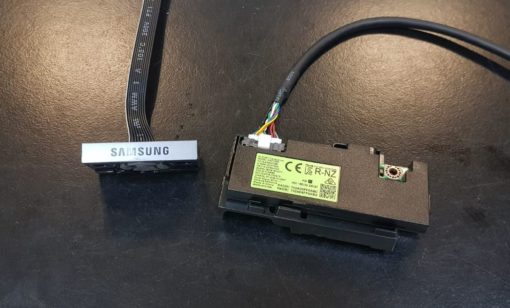 Fernseher Bedienteil	Samsung	BN64-041225X001	BN64-04046X001	WCP730M	REV: 0.3		GQ55Q85RGT / GQ55Q85RG / GQ55Q85RGTXZG / 02/QRQ85-OC         (Gbr)    PositionNummer:SB34-098