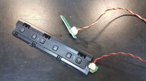 Fernseher Bedienteil	Philips	P33T0273ADTA1T0100	IRPFCPA1	21736100060	705TQCSYJ06001 / 715G5230-R02-000-004S		40PFL3107k/02 / FZ1A1249048715         (Gbr)    PositionNummer:SB31-099