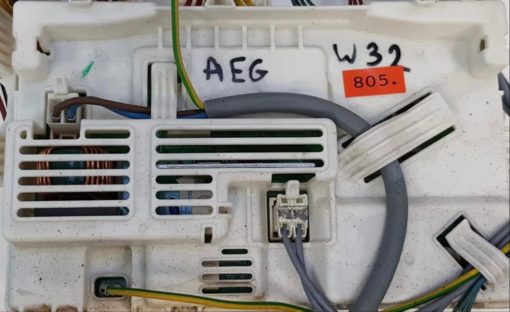 WASCHMASCHINE ELEKTRONIK	AEG	ELEW034 132731307 BABA2104				12073101807(Gbr) PositionNummer:W32-805