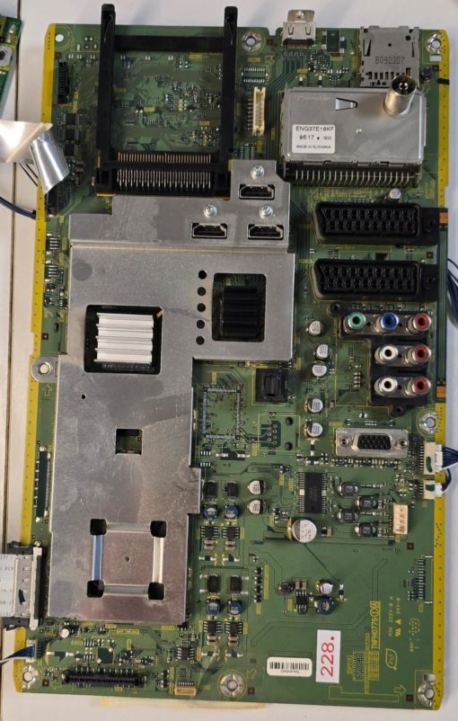MAINBOARD	PANASONIC	TX-L375GW10 	TNPH0779 1A	ENG37E18KF 96 17 500	MDK 332V-0 W 94V-0	TX-L37GW10, TXN/A10NFZ (Gbr)          PositionNummer:KT35-228