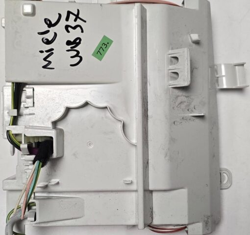 WASCHMASCHINE STEUER-MODULE/BEDIENTEIL	MIELE	ELFU 1000		MN: 10146742 REG-Nr.E886		10564660 9016384 20102016083153 (Gbr)          PositionNummer:WB37-773