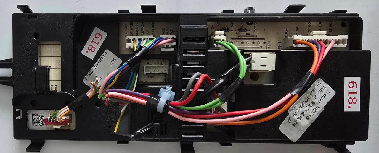 WASCHMASCHINE ELEKTRONIK BEKO 7146341400 7146341400 BLED_24 2851540110 REV_AG (Gbr) Position Nummer: W11-618