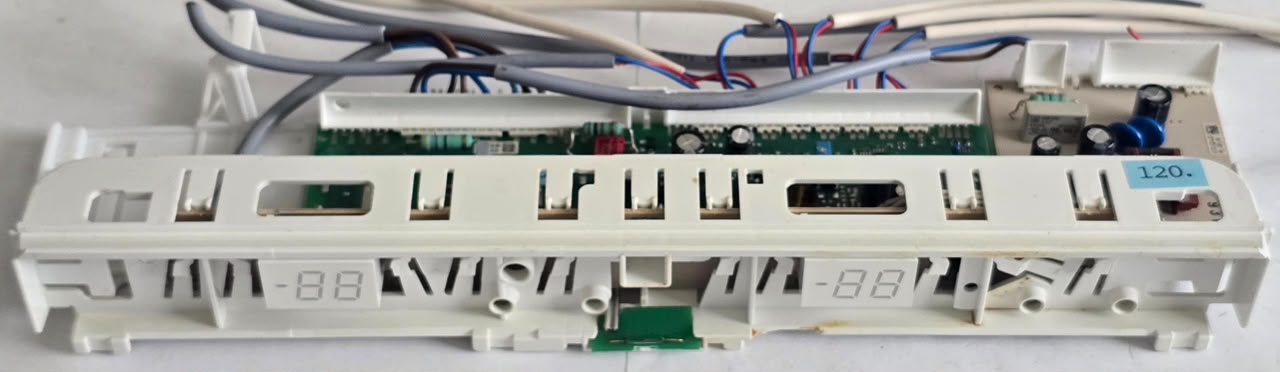 KÜHLSCHRANK STEUER-MODULE / BEDIENTEIL LIEBHERR 6115250-0 AB579068 9310 6133 624-00 PM_LED4_06-1, 6133 650-00 LT_KGBN6-29(Gbr) PositionNummer: KS23-120