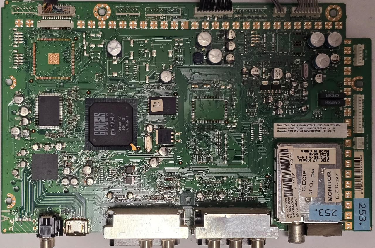 MAINBOARD PHILIPS 32PF3321/12 8670000245530784740 152 39 47 81 252 27 03, 3139 147 19801A UV1318S/A I H-3 BZ22 0648 706.2 HJ A A70629 S 313926729791 SW XXXXXXXXX SSB LC04.4SD2.1 HJ 200707 128474, 21 29791 1 109138, 29791 00101 0583809 HJ706 A70629 (Gbr) PositionNummer: KT09-253