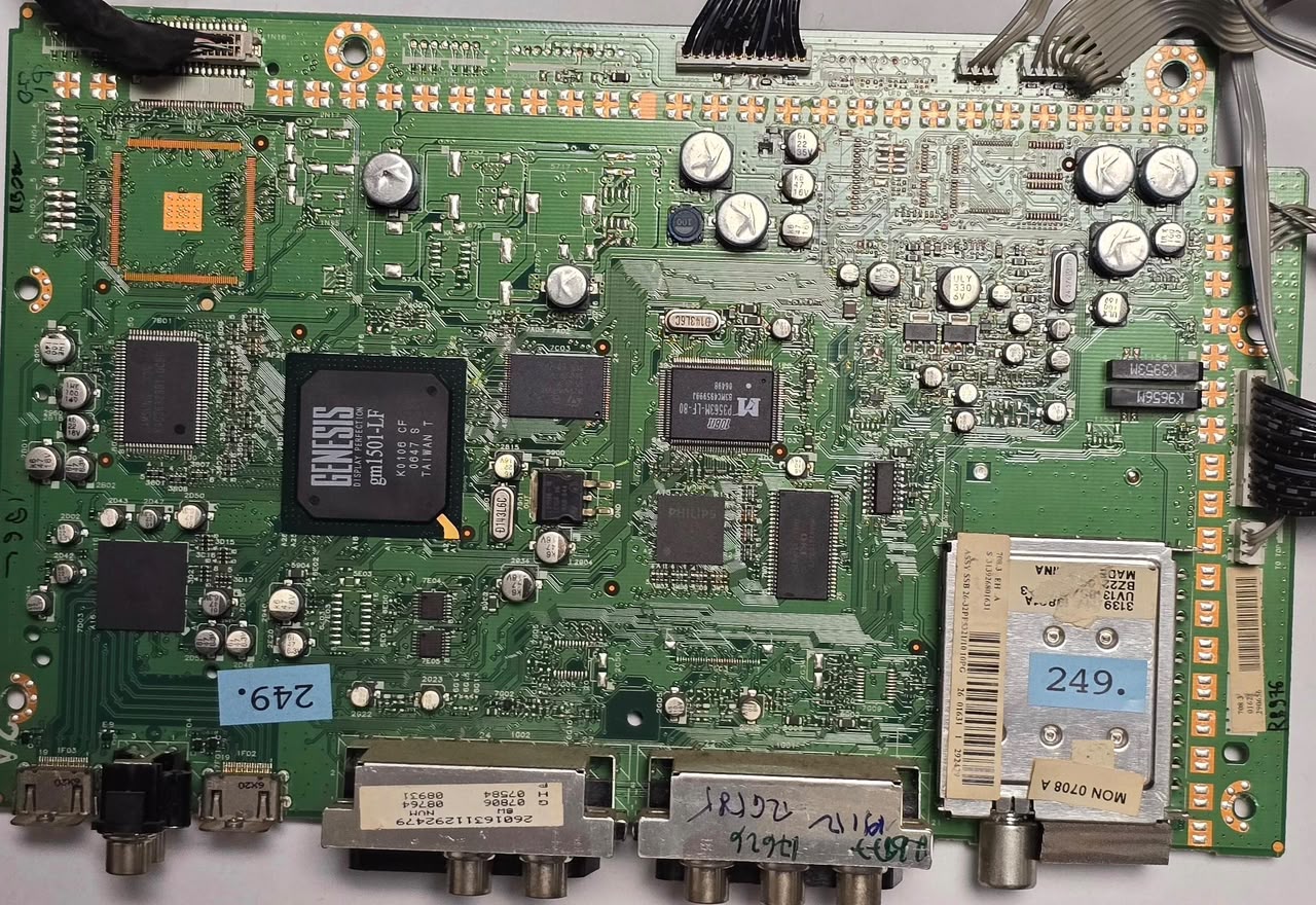 MAINBOARD PHILIPS 32PF5331/12 UVSH T315XW02V5 111623_01631, 26016311292479 SW NVM G 07806 08764 07584 08931 VNE3 0712 211468, 708.3 01624 290656, 708.3 EH.A S 313926801631 ASSY SSB 26-32PF5321/10 10PG 26 01631 1 292479 (Gbr) PositionNummer: KT09-249