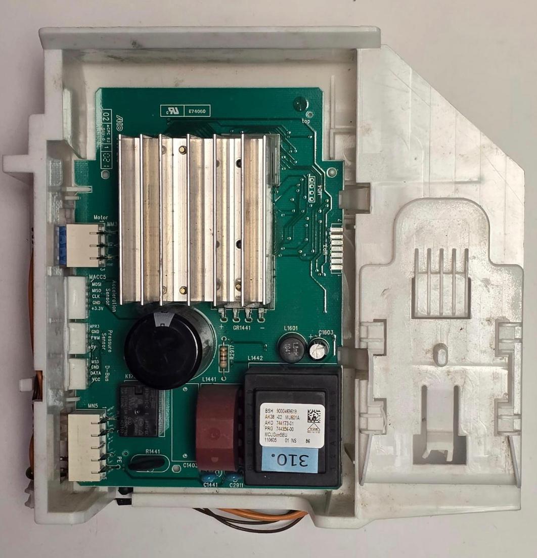 WASCHMASCHINE ELEKTRONIK BOSCH BSH 9000469619 AKO 744173-01 PRG 744356-00 AK38 -02 MU601A MCUen5EU 110605 01 NS 86 9000565244 9000565245 (Gbr) Position Nummer: WM02-310