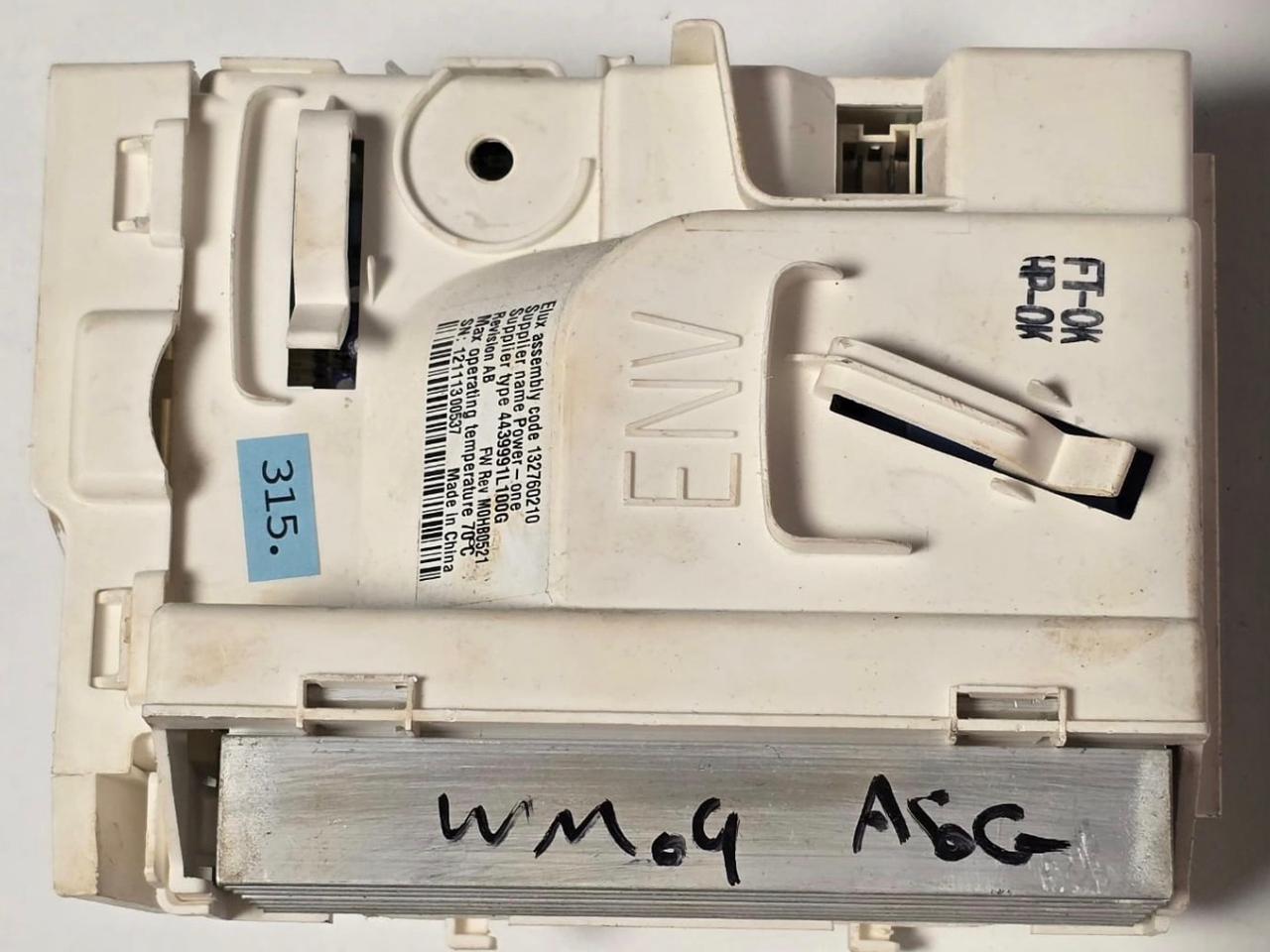 WASCHMASCHINE ELEKTRONIK AEG 132760210 4439991L100G M0HB0521 12111300537 (Gbr) Position Nummer: WM04-315